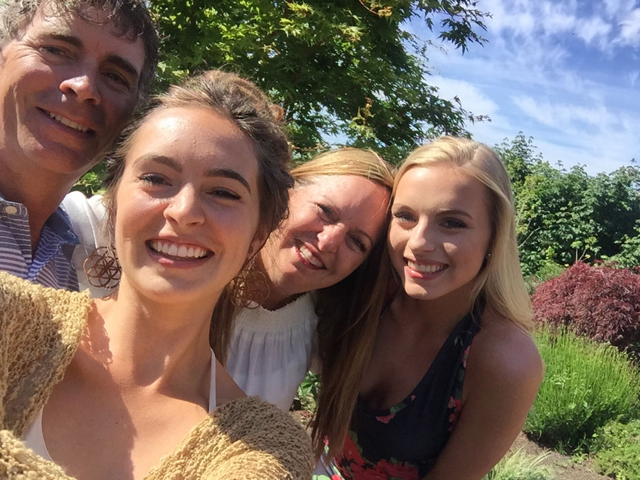 Brad with wife and daughters